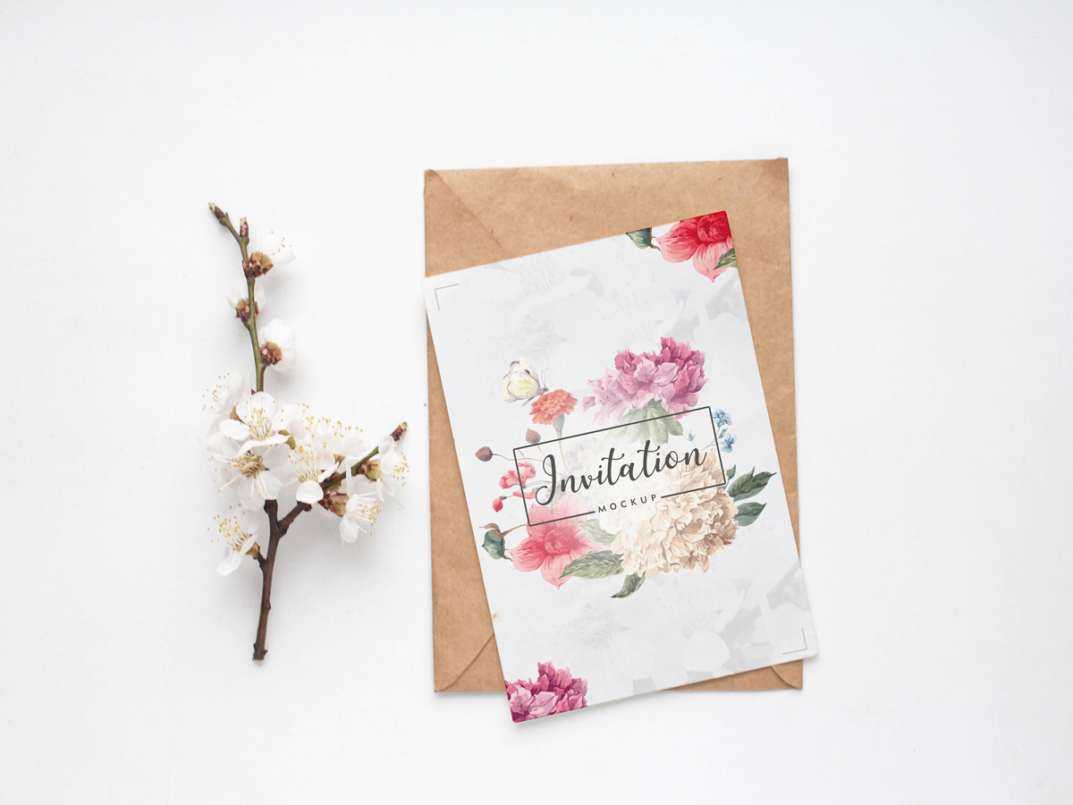 Download Free Lovely Invitation Mockup PSD For Wedding Greetings ... PSD Mockup Templates