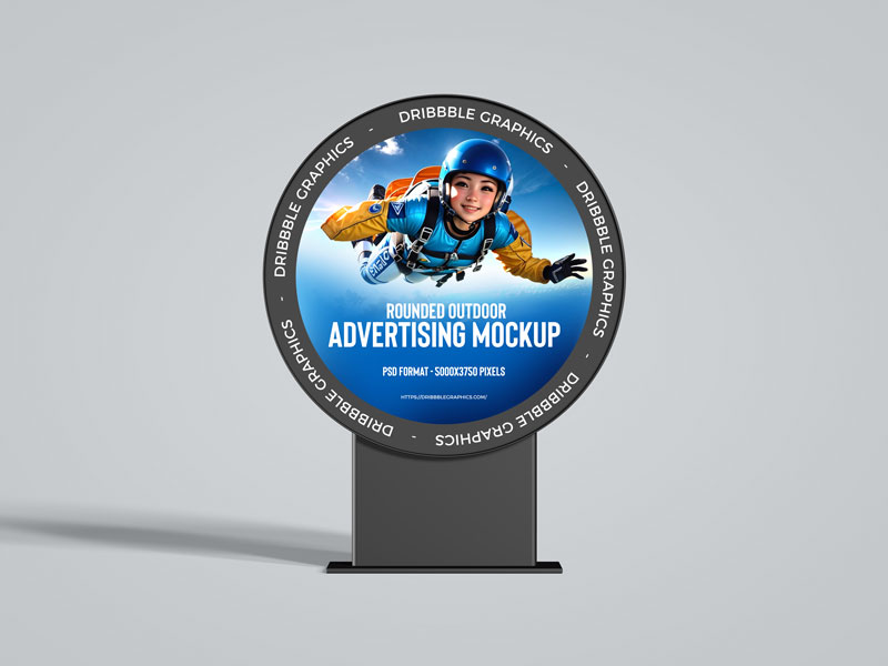 Free-Rounded-Display-Outdoor-Advertising-Mockup