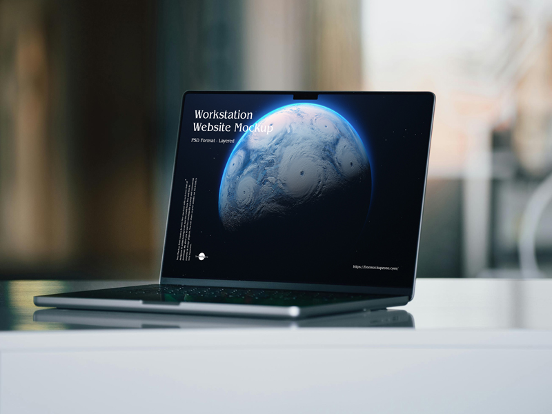 Free-Laptop-Workstation-Website-Mockup