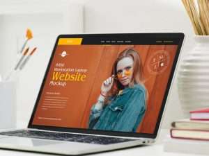 Free-Artist-Workstation-Laptop-Website-Mockup